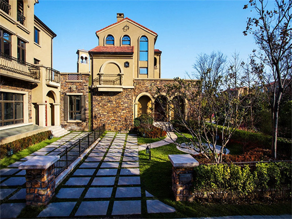 四川自流平地面是什么？一文读懂自流平的优势与应用